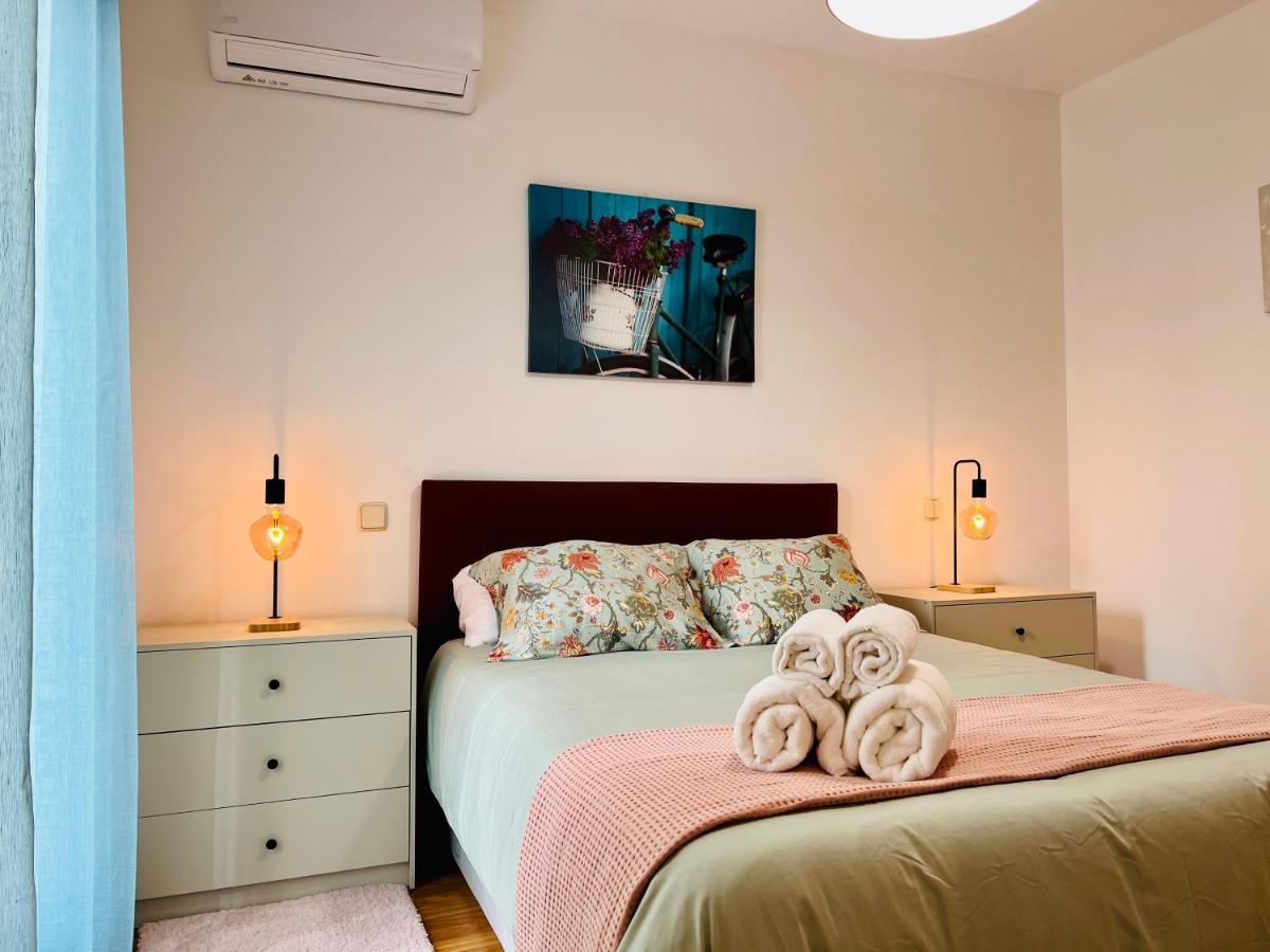 La Latina Premium Home Мадрид Екстер'єр фото